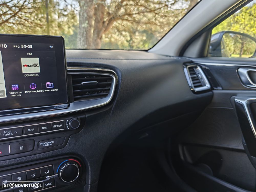 Kia Ceed SW 1.0 T-GDI TX+SRF - 39