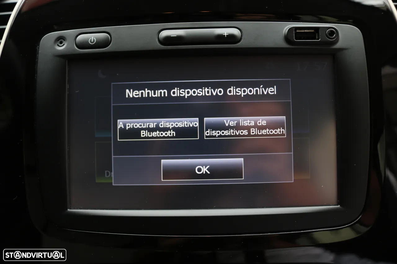 Renault Captur 1.5 dCi Exclusive EDC - 40