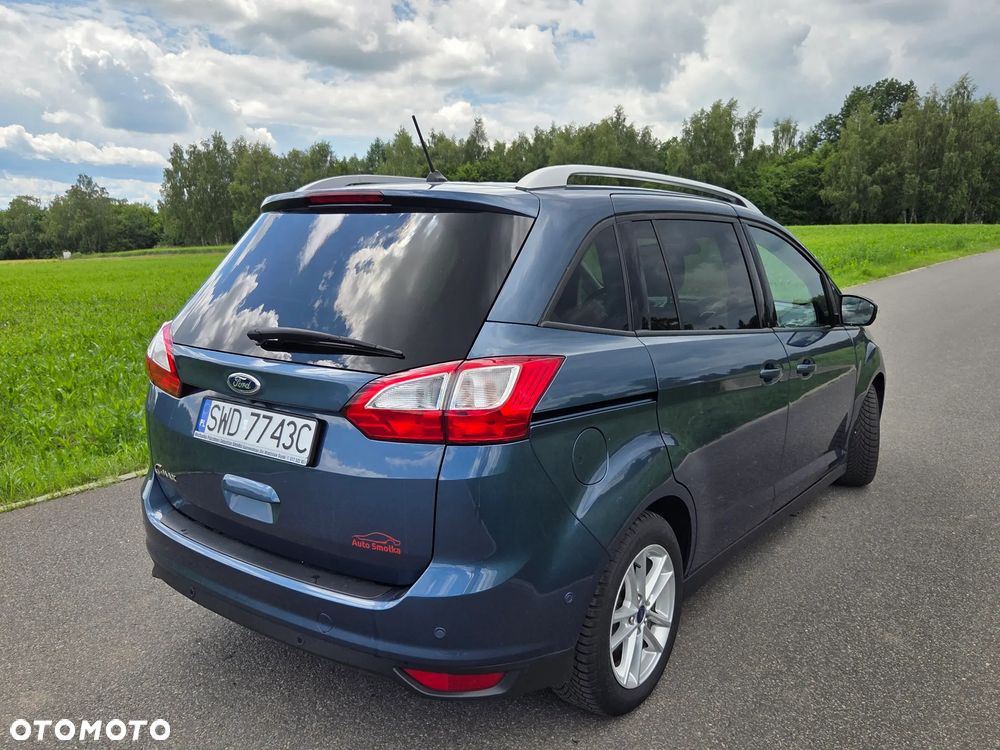 Ford Grand C-MAX - 3