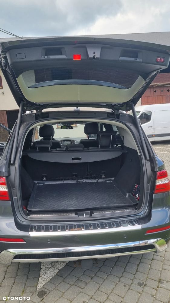 Mercedes-Benz ML - 11