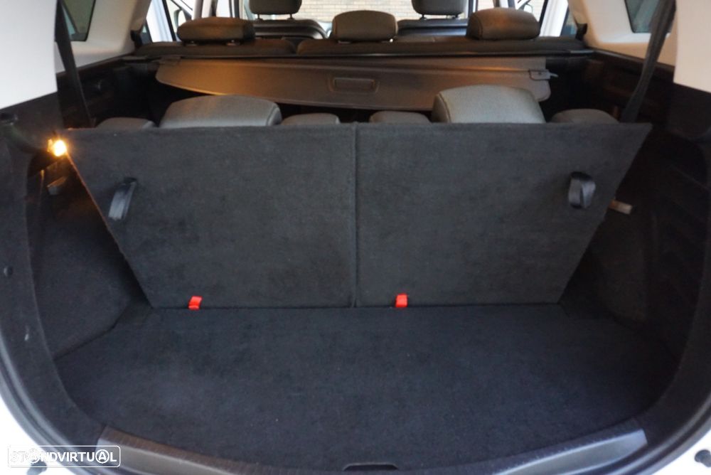 Renault Grand Scénic ENERGY dCi 110 EDC INTENS - 11