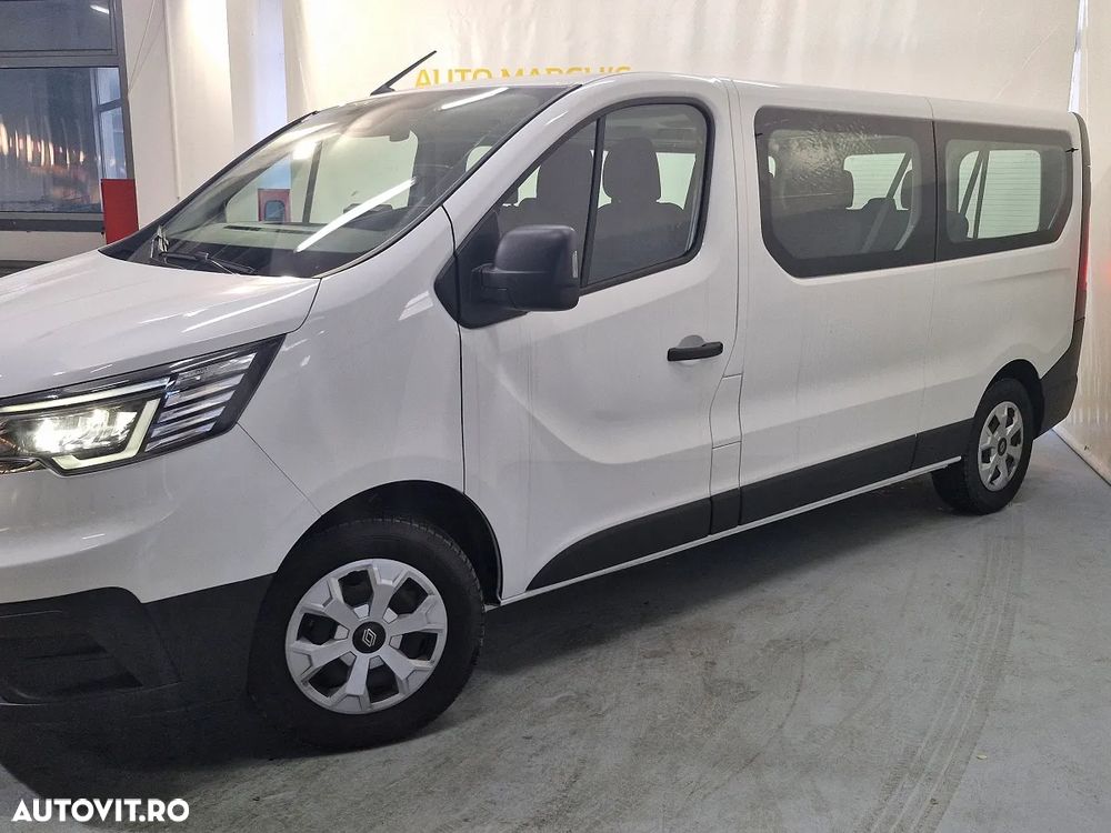 Renault Trafic Combi 2.0 Blue dCi 110 S&S L2 8+1 Life - 12