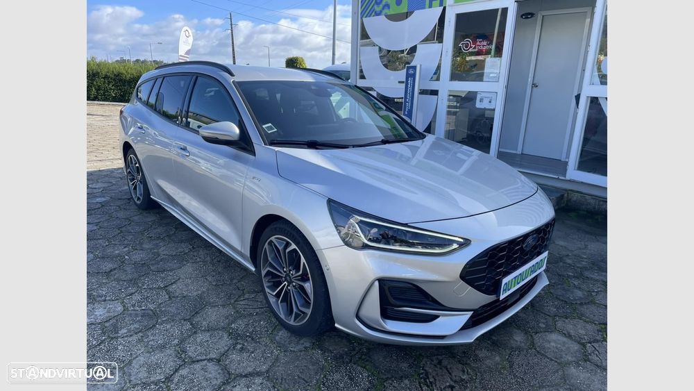 Ford Focus 1.0 EcoBoost MHEV ST-Line X Aut. - 3