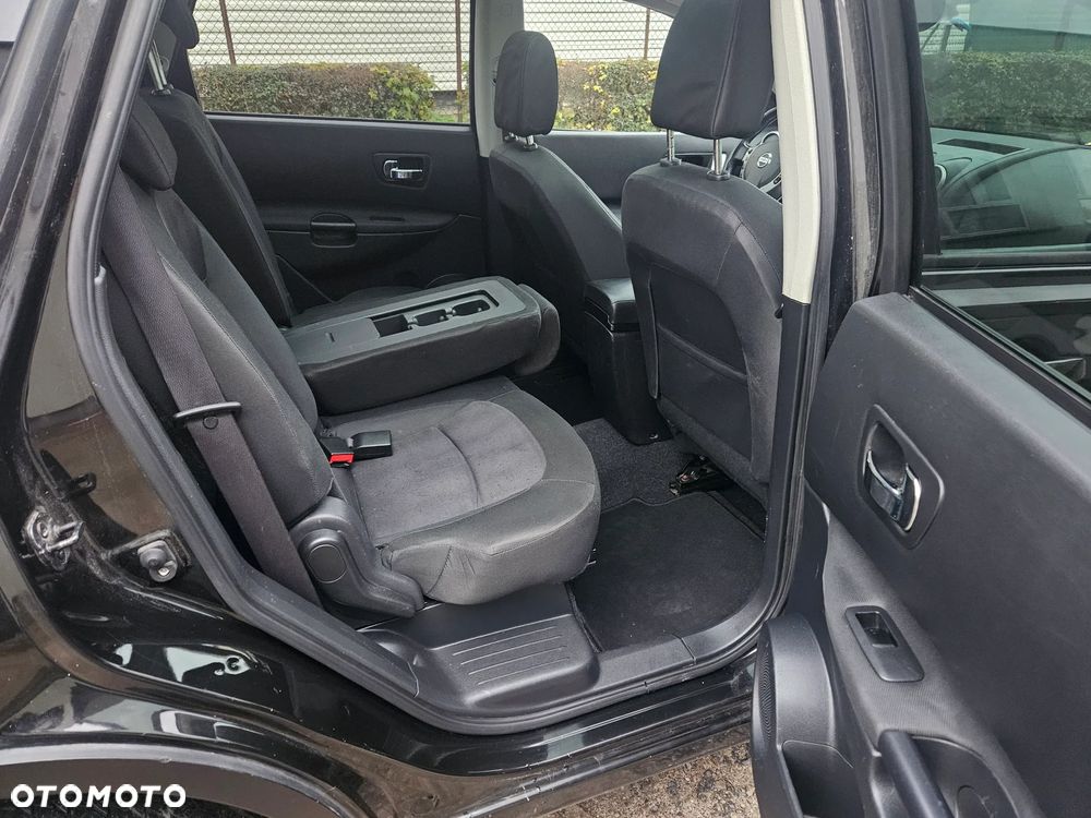Nissan Qashqai+2 - 27