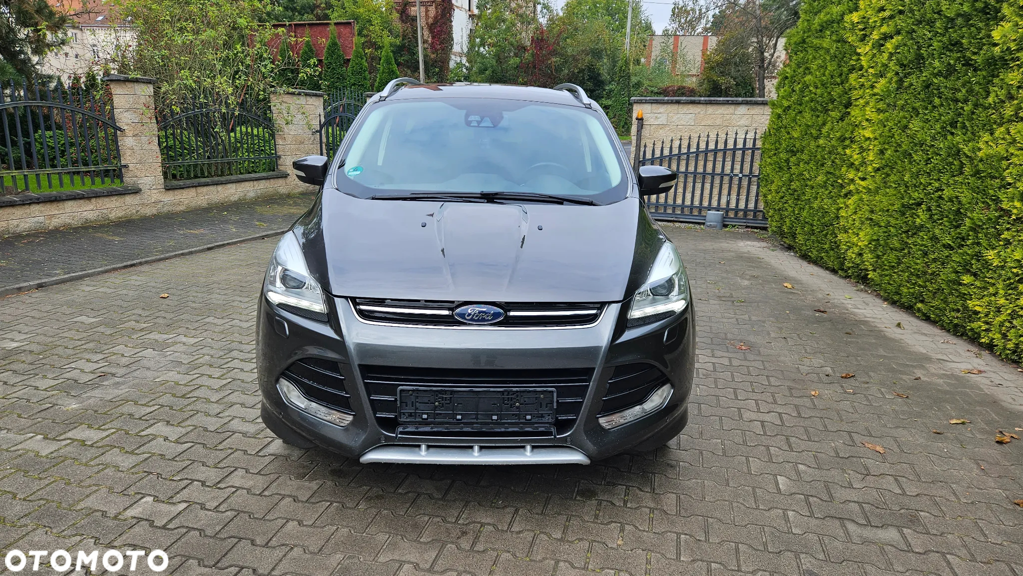 Ford Kuga 2.0 TDCi 2x4 Titanium - 9