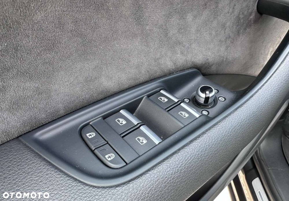 Audi Q7 - 10