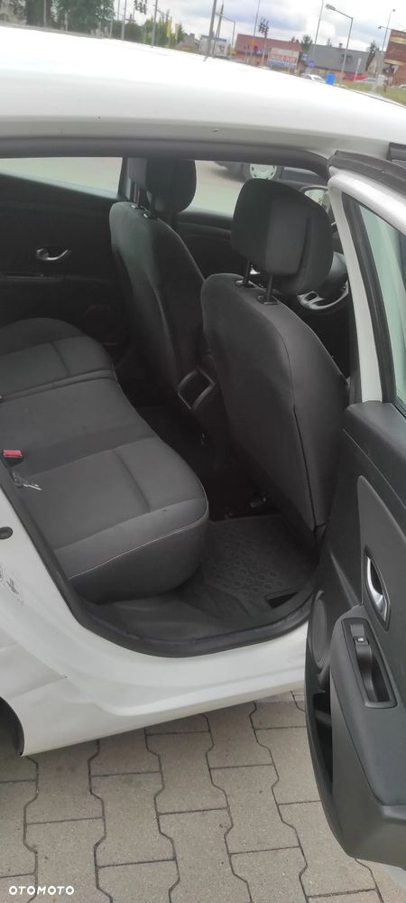 Renault Megane 1.6 16V Dynamique - 10