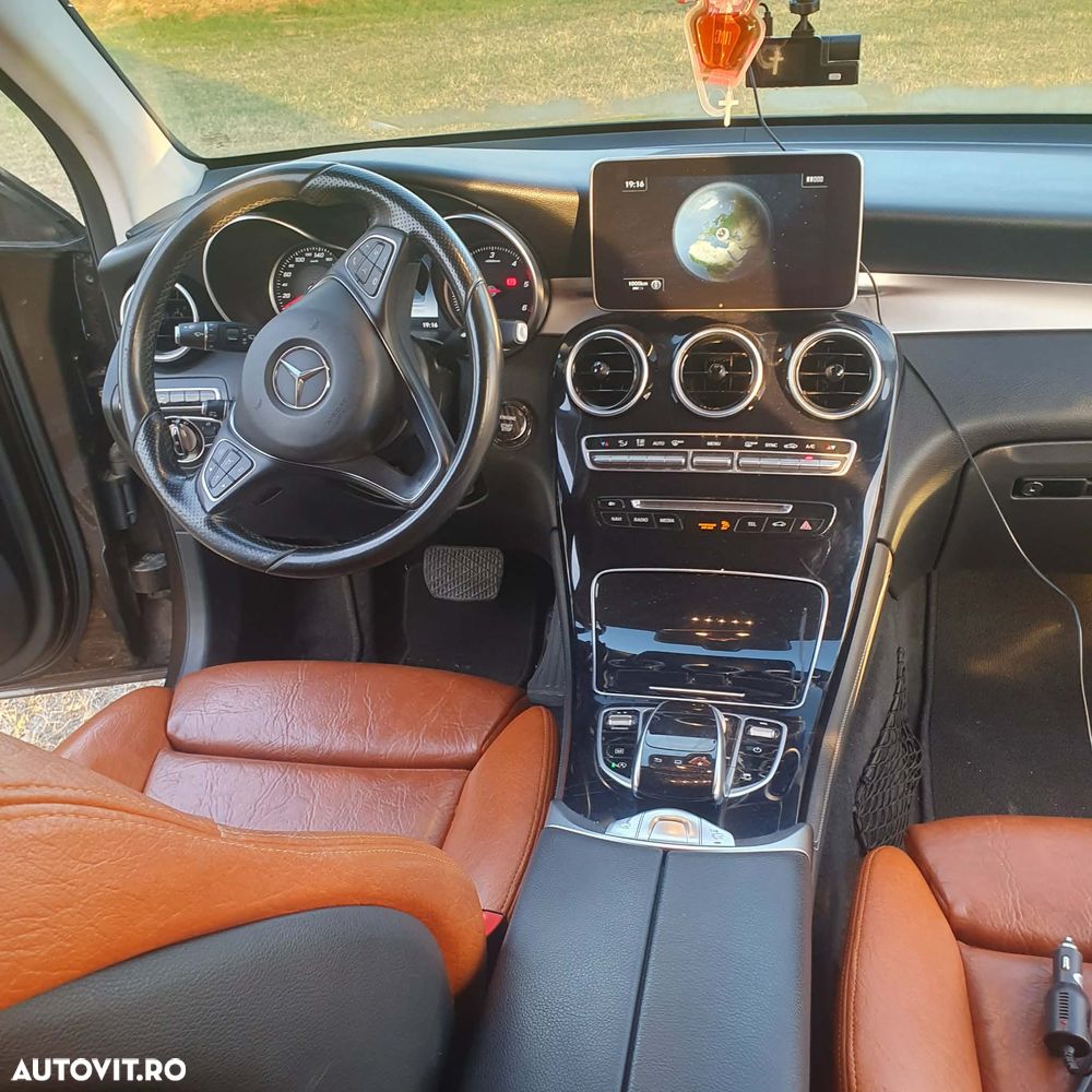 Mercedes-Benz GLC - 13