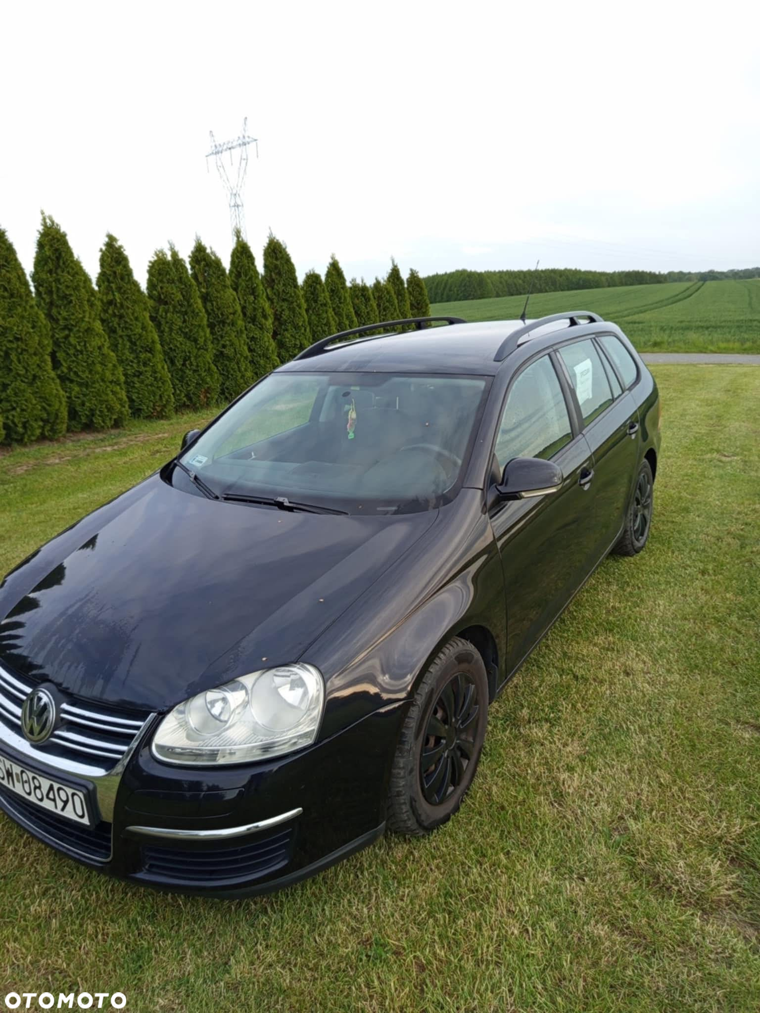 Volkswagen Golf - 2