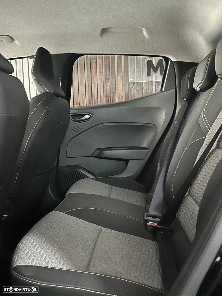 Renault Clio 1.5 Blue dCi Evolution - 12