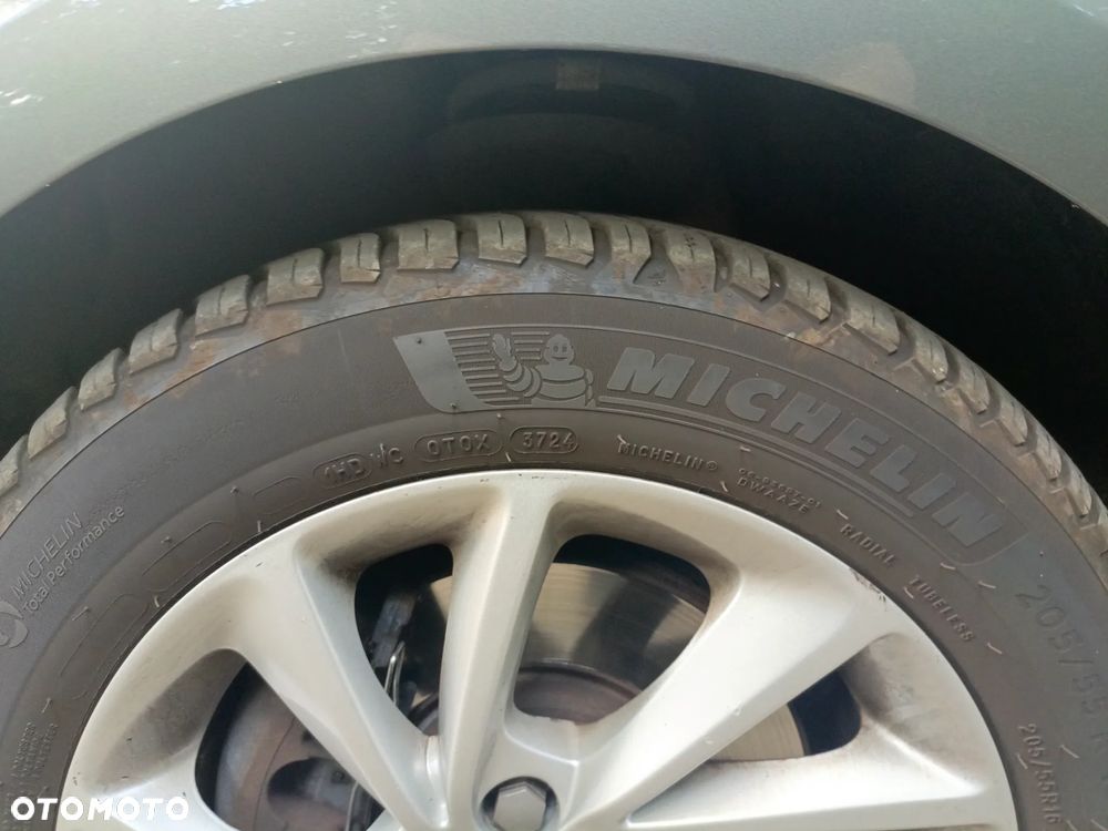 Opel Astra 1.6 CDTI Dynamic S&S - 19