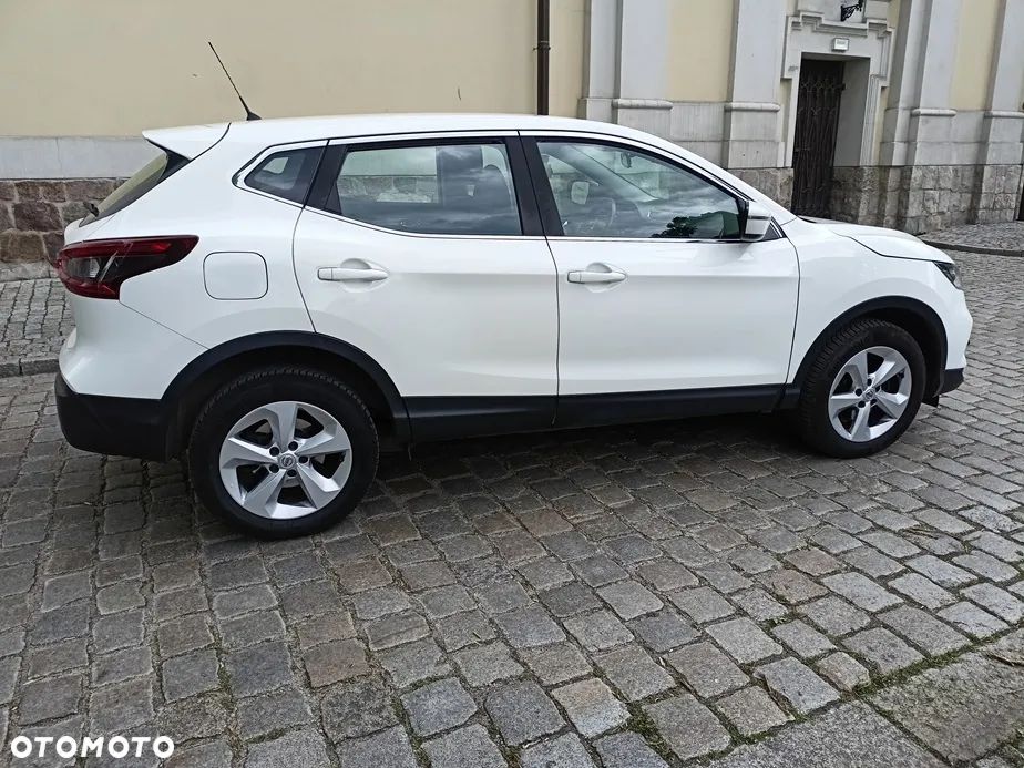 Nissan Qashqai - 37