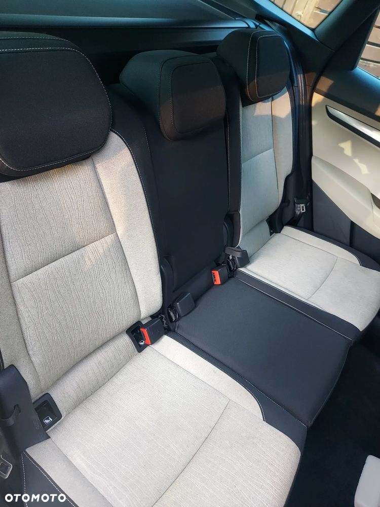 Skoda Karoq 1.5 TSI ACT 4x2 Style DSG - 26