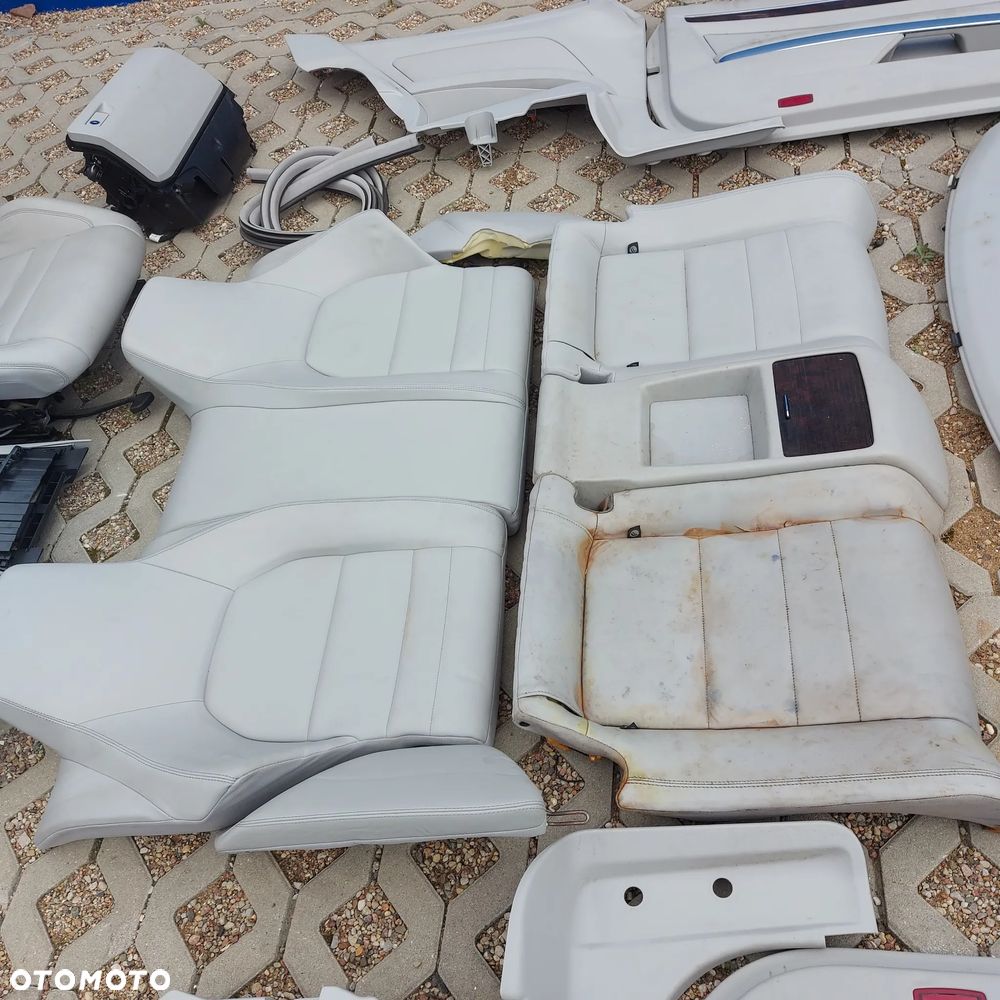 WNETRZE KOMPLETNE FOTELE KANAPA MERCEDES E W207 COUPE ORYGINAL DEMONTAZ BOCZKI DYWANY OSLONY PODLOKIETNIK - 5