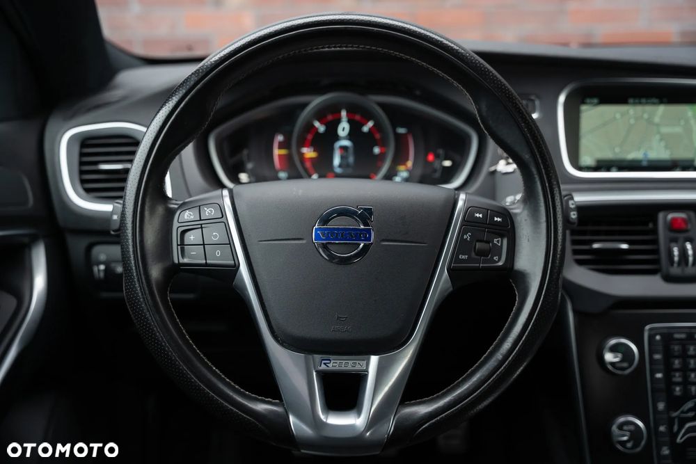 Volvo V40 D2 RDesign - 29