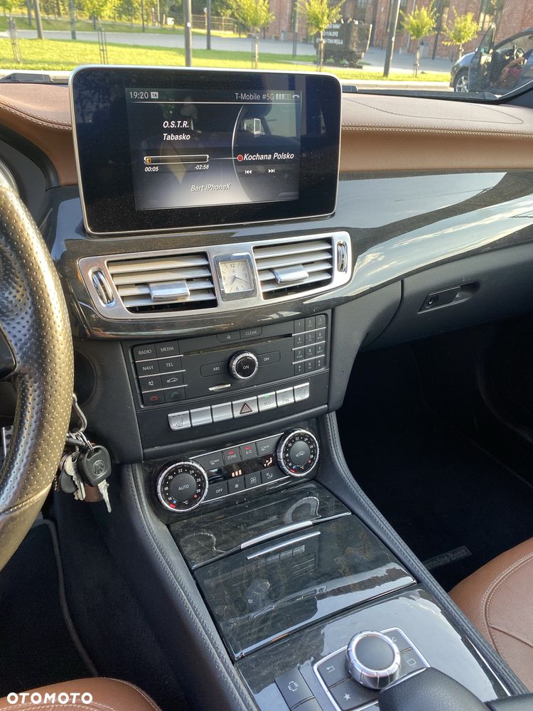 Mercedes-Benz CLS - 4