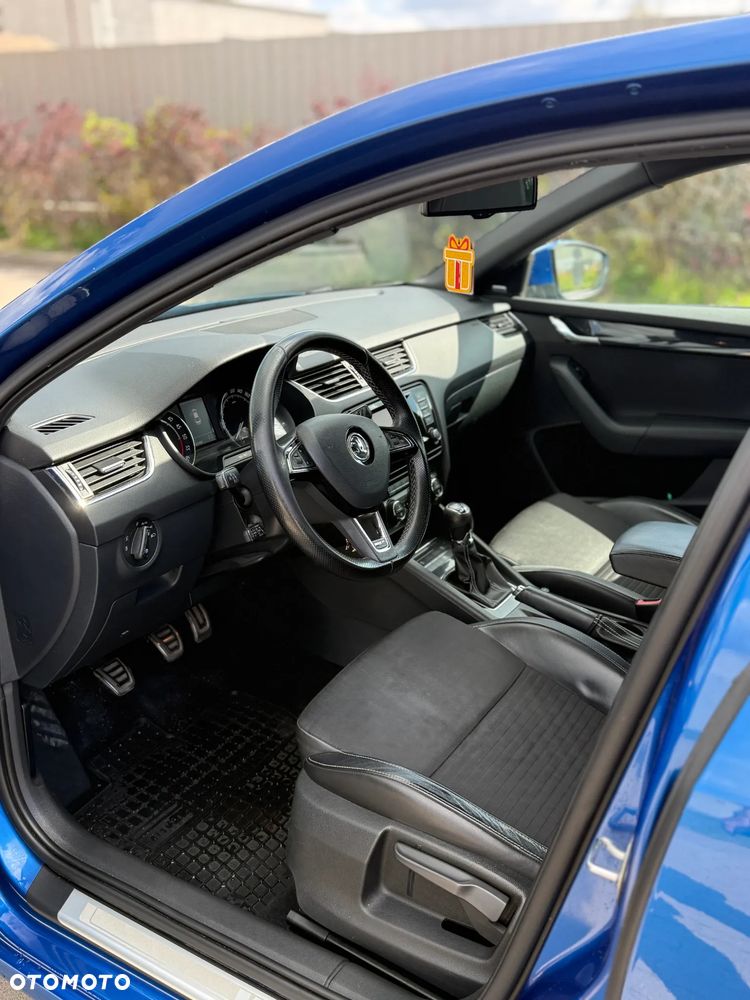 Skoda Octavia 2.0 TDI RS - 9