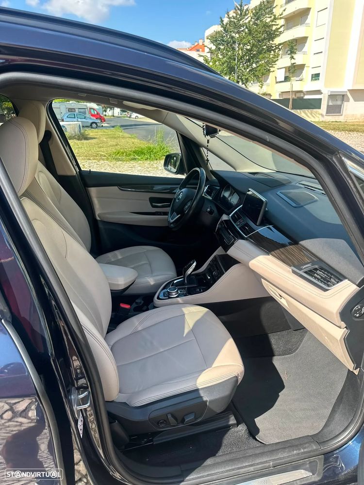 BMW 216 Gran Tourer - 8