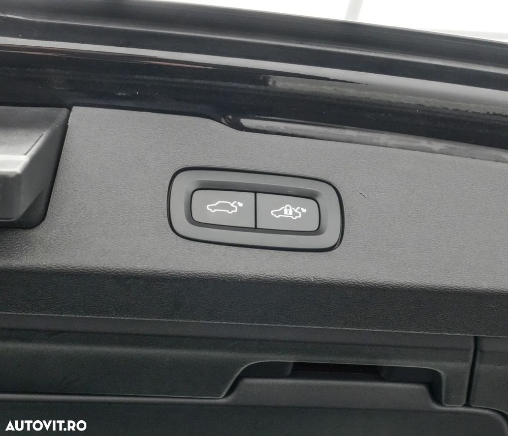 Volvo V60 B3 MHEV AT Core - 23