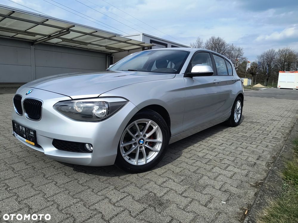 BMW Seria 1 116i Sport Line - 2