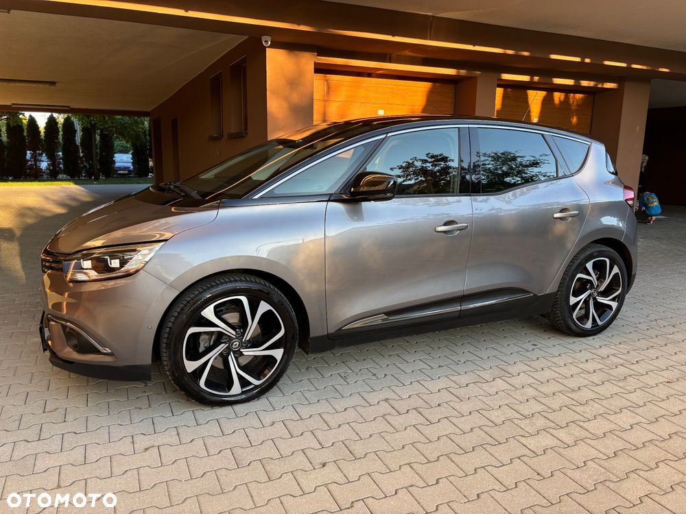 Renault Scenic - 26