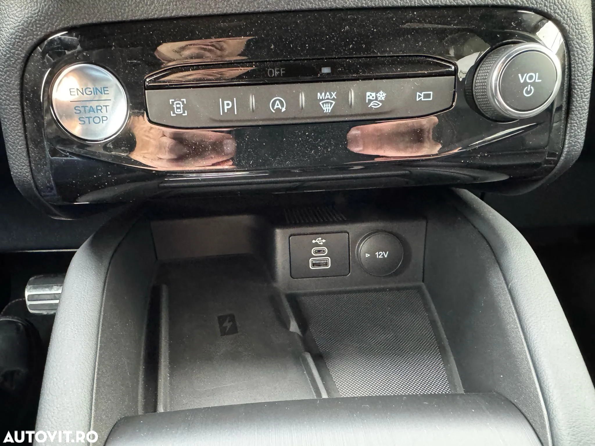 Ford Kuga 1.5 EcoBoost A8 FWD ST-Line X - 19