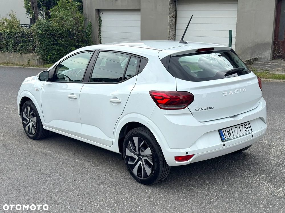 Dacia Sandero - 5