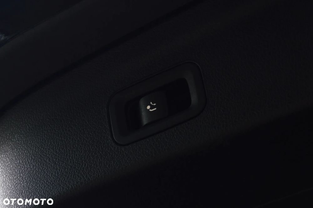 Mercedes-Benz GLE - 13