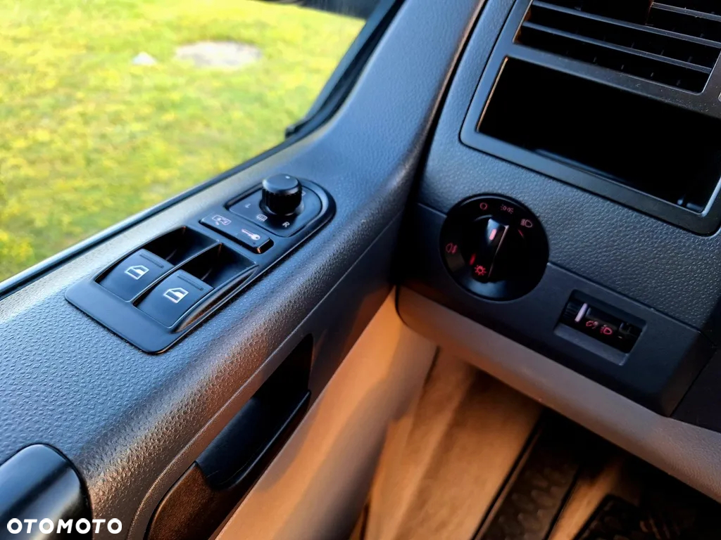 Volkswagen Caravelle TDI L2 Comfortline - 39