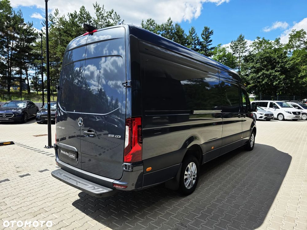 Mercedes-Benz SPRINTER 319 CDI - 8