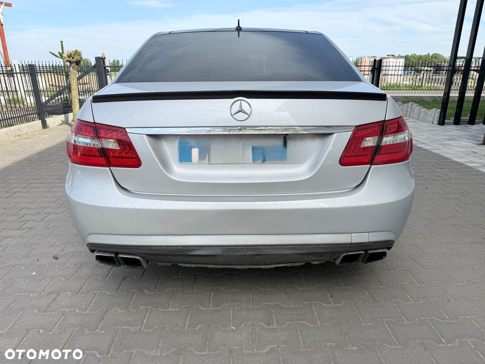 Mercedes-Benz Klasa E 63 AMG AMG Speedshift 7G-MCT - 7