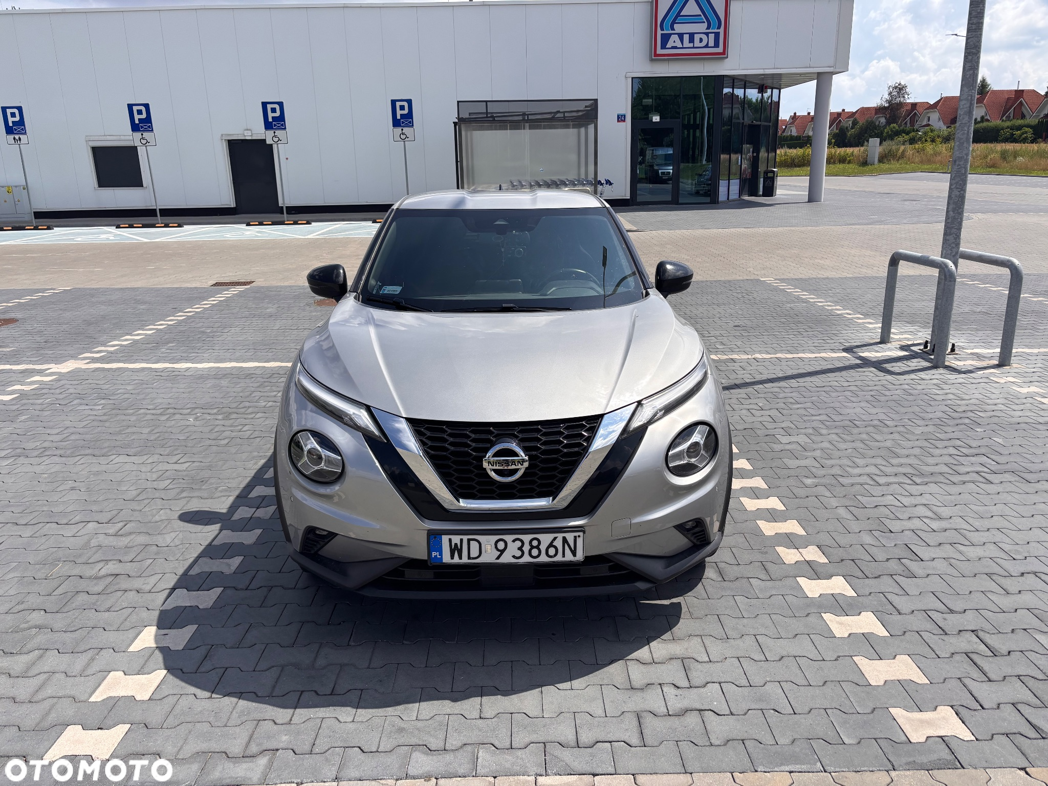 Nissan Juke 1.0 DIG-T Acenta - 2