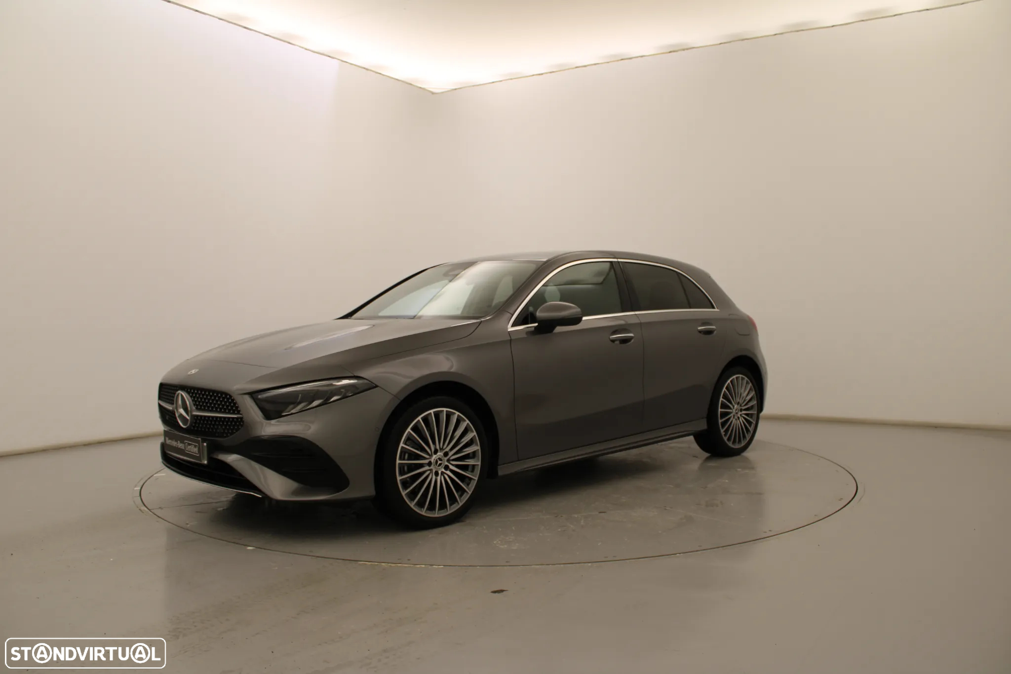 Mercedes-Benz A 250 e - 14