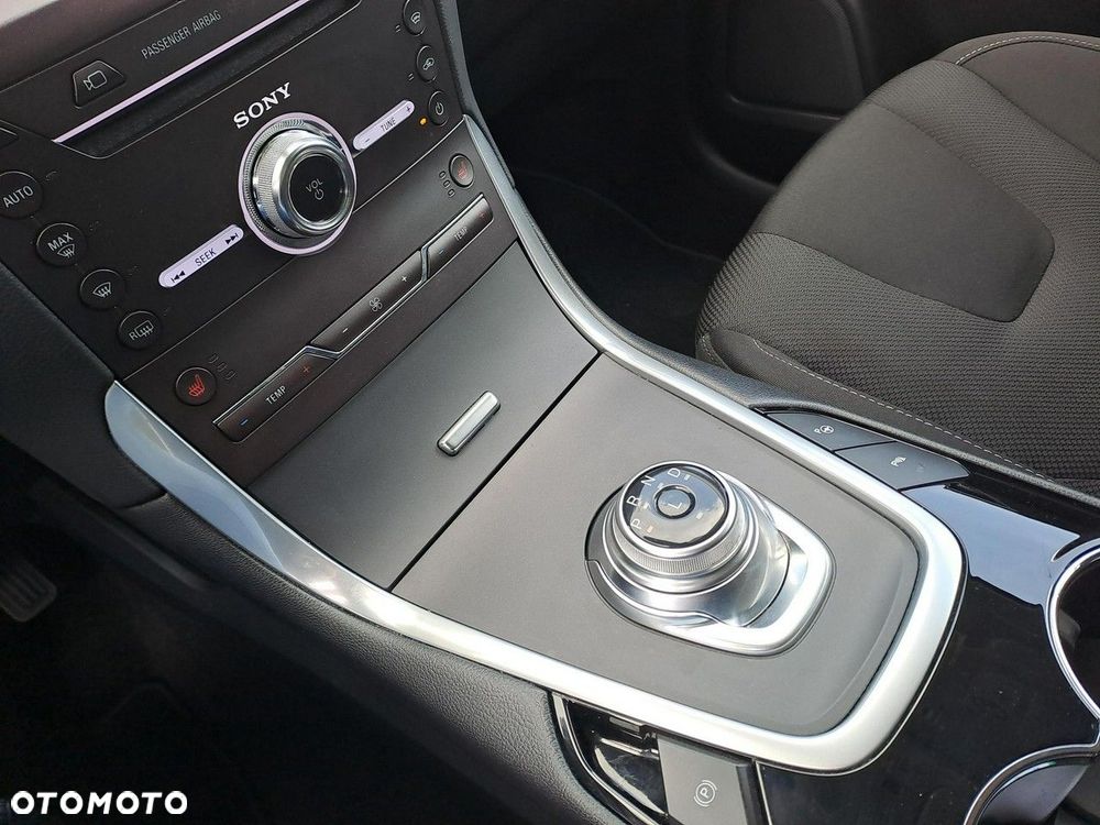 Ford S-Max - 19