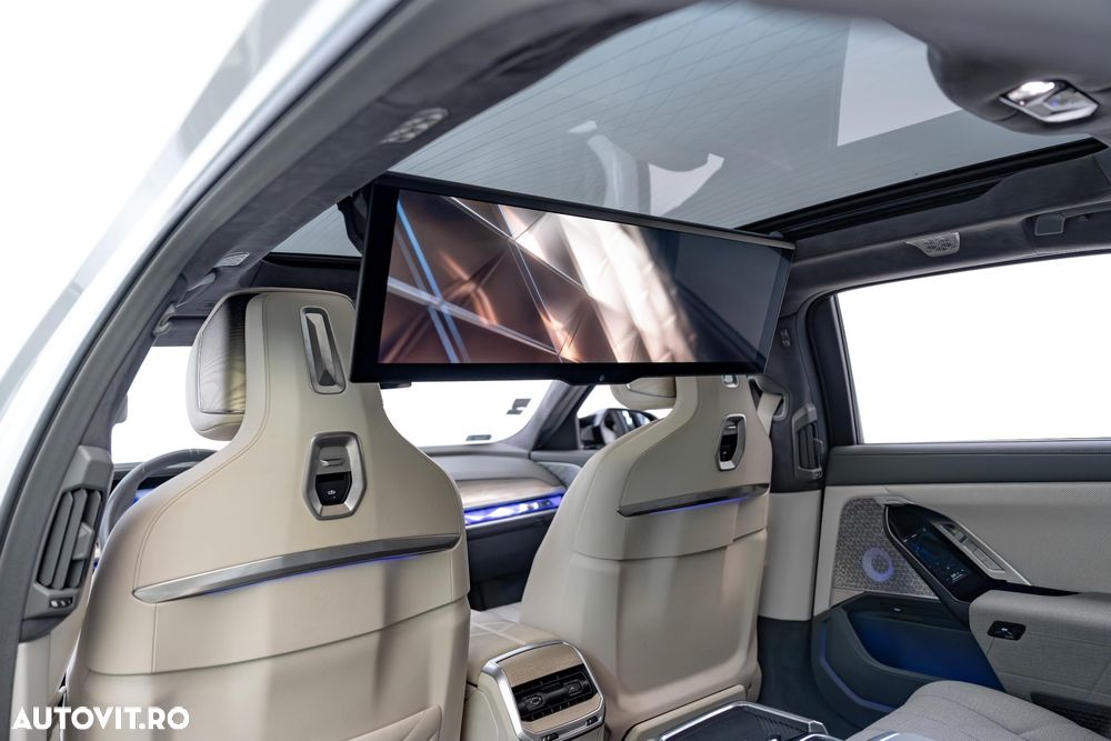BMW Seria 7 - 11