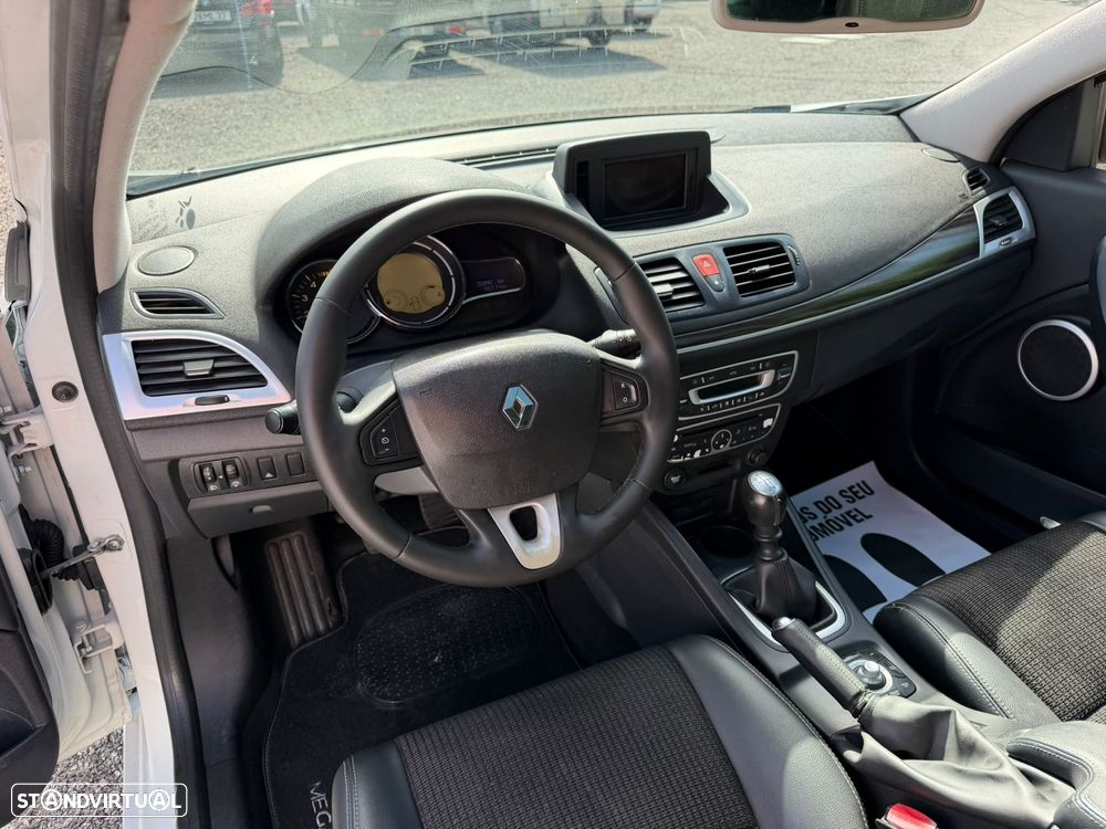 Renault Mégane Coupe 1.5 dCi Dynamique - 8