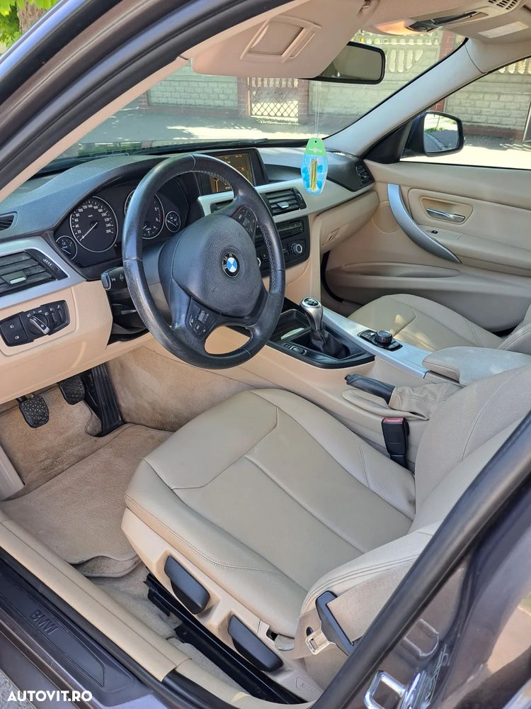 BMW Seria 3 318d Blue Performance Luxury Line - 4