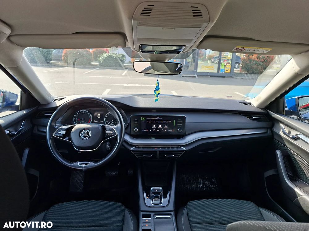 Skoda Octavia 2.0 TDI DSG Ambition - 9