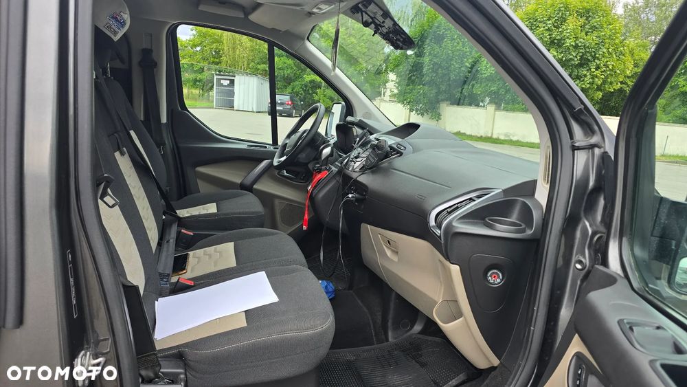 Ford Transit Custom - 17