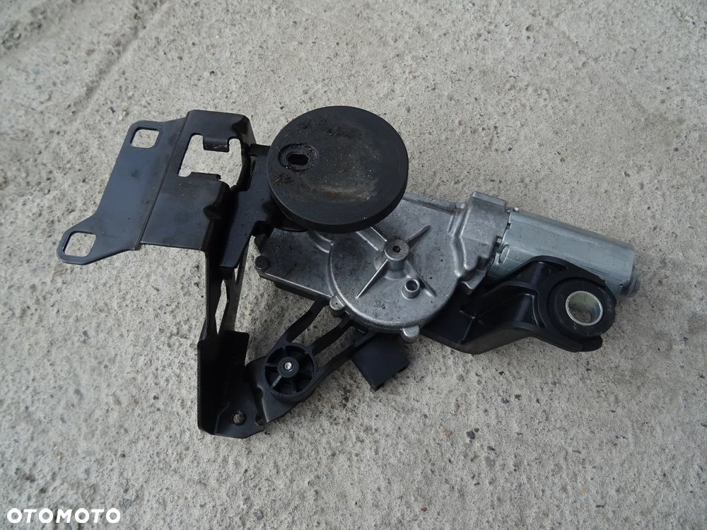 BMW E61 MECHANIZM SILNICZEK WYCIERACZKI TYLNEJ KLAPY TYŁ - 4