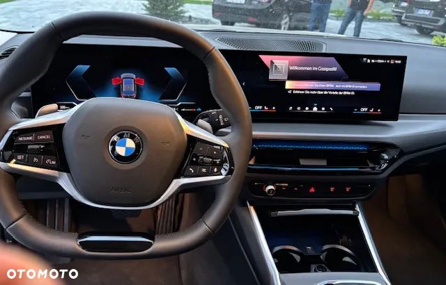 BMW Seria 3 330i xDrive - 8