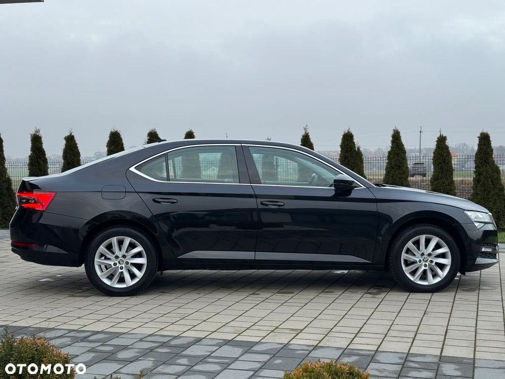 Skoda Superb 2.0 TDI Ambition DSG - 5