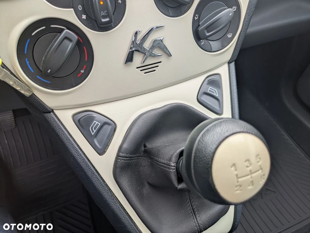 Ford KA 1.2 Titanium+ EU5 - 11