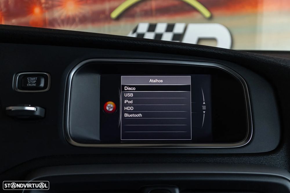 Volvo V40 2.0 D3 Momentum - 13