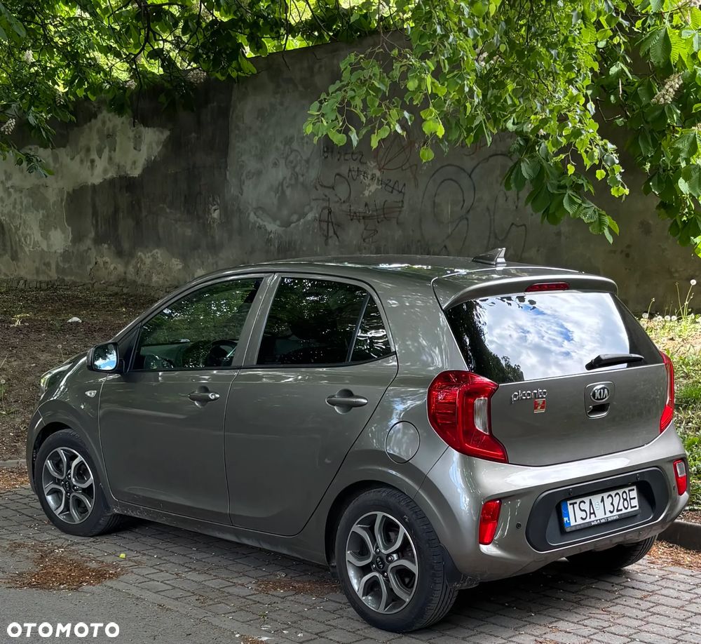 Kia Picanto 1.2 L - 4