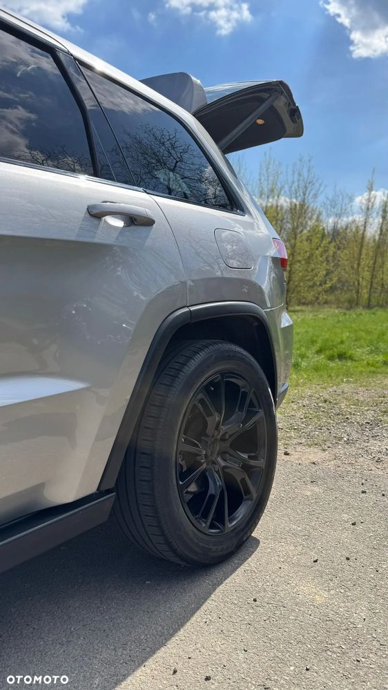 Jeep Grand Cherokee - 5