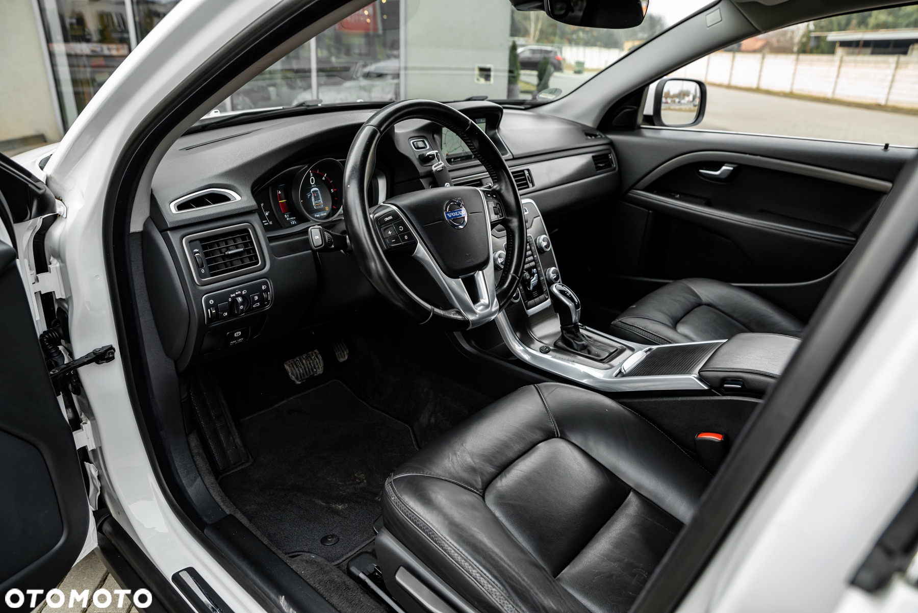 Volvo XC 70 - 5