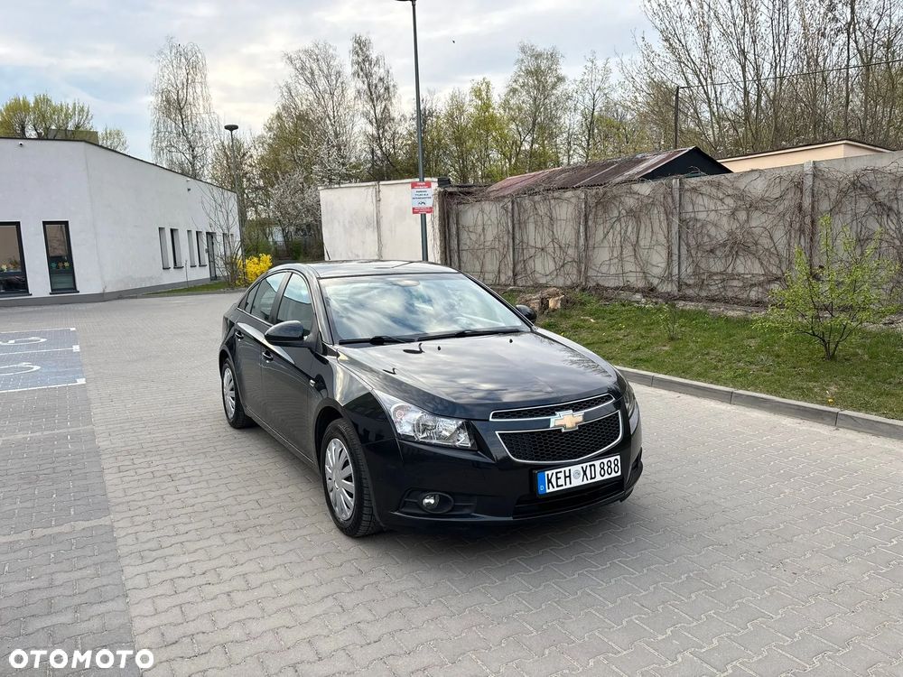 Chevrolet Cruze - 8