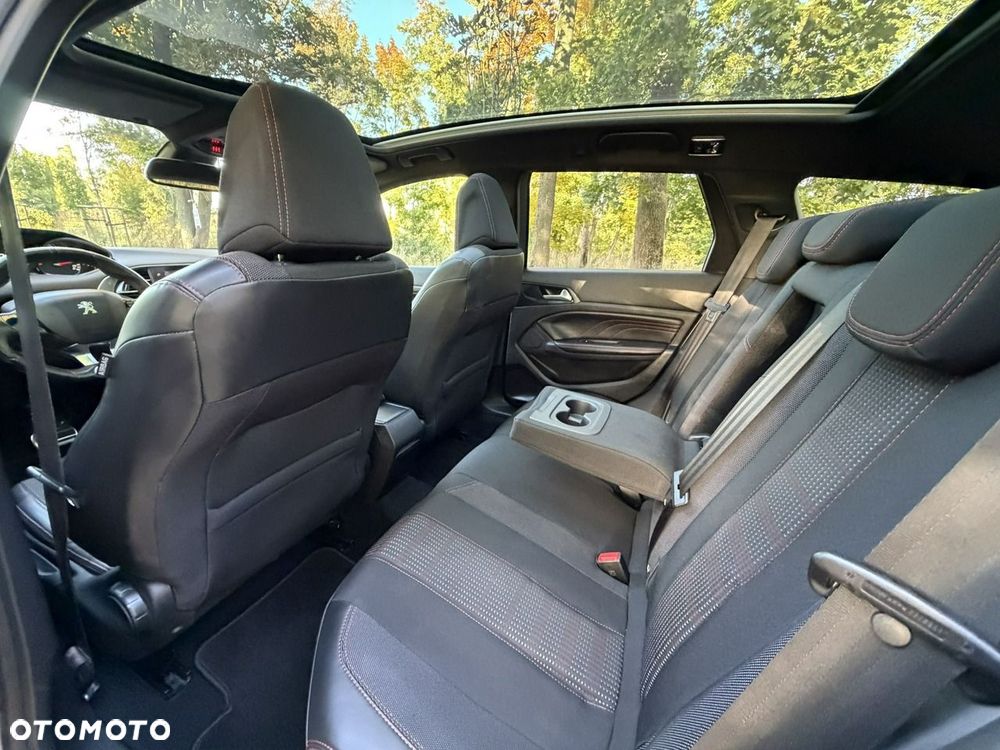Peugeot 308 - 23