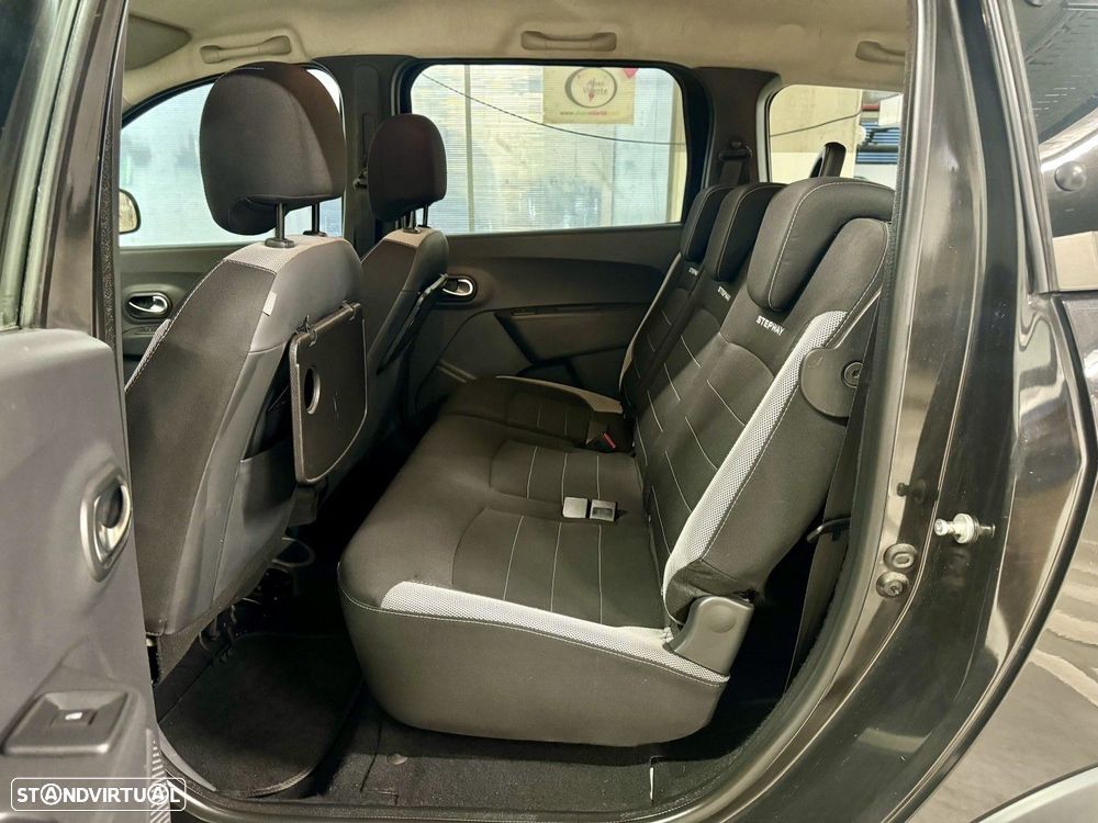 Dacia Lodgy 1.5 Blue dCi Stepway 7L - 31